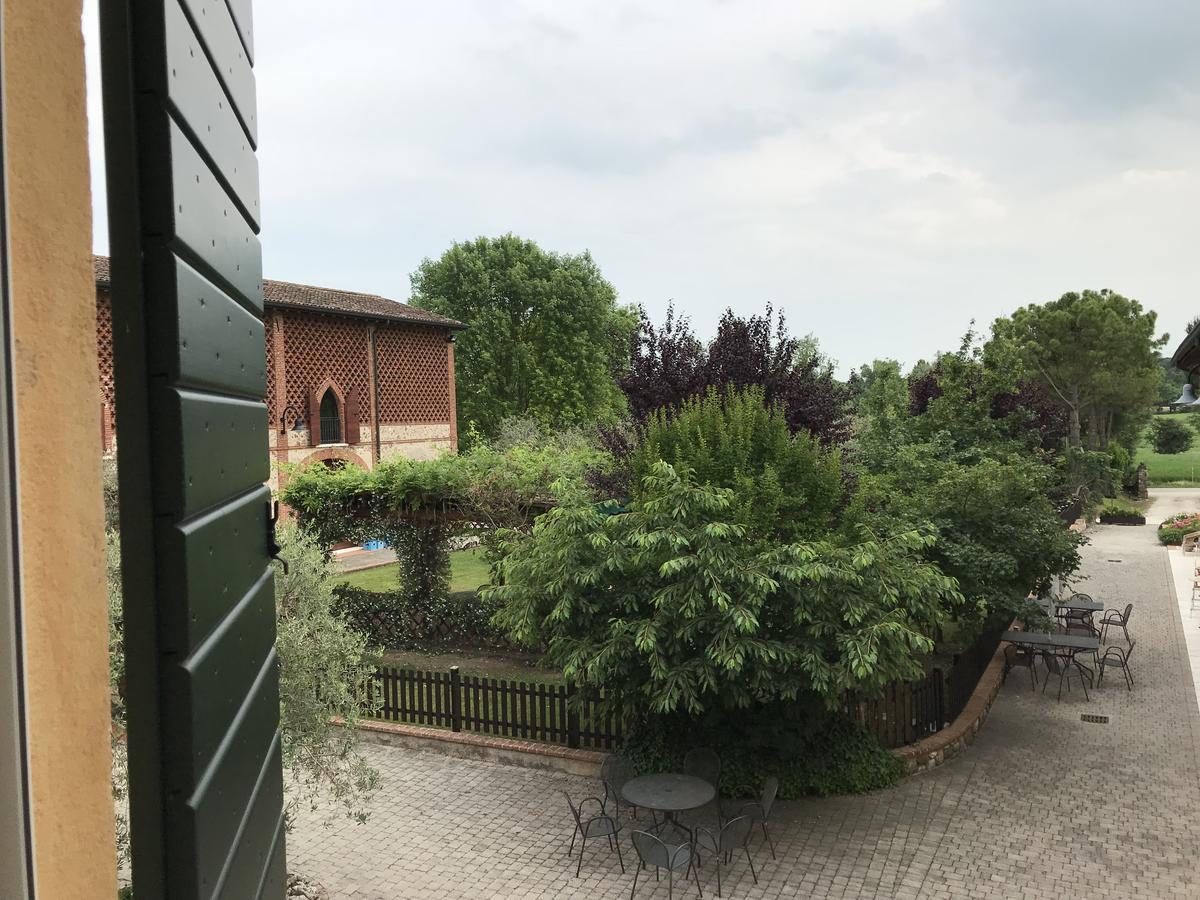 فندق بونتي سول مينشيوفي  Agriturismo Corte Salandini المظهر الخارجي الصورة